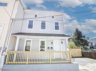706 Lavelle Ct, Scranton, PA 18505