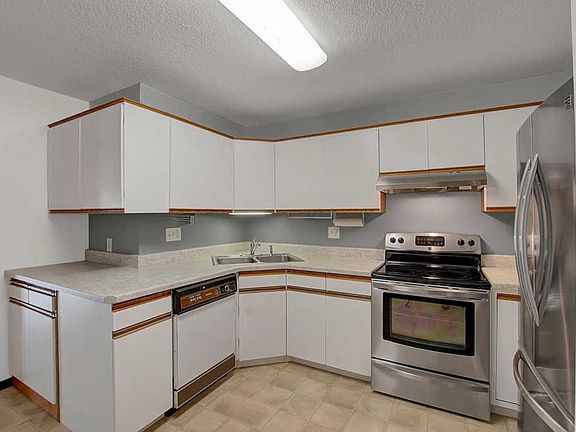 5th image of 7926 Timber Lake Dr