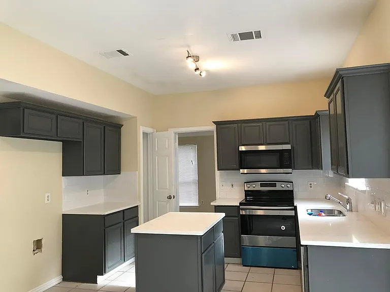 2220 Wren Ln — Photo 9