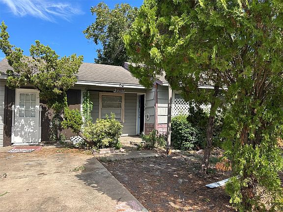 3rd image of 2207 Norman St