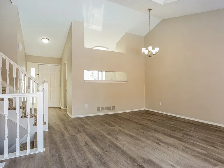 19123 E 46th Ave — Photo 6