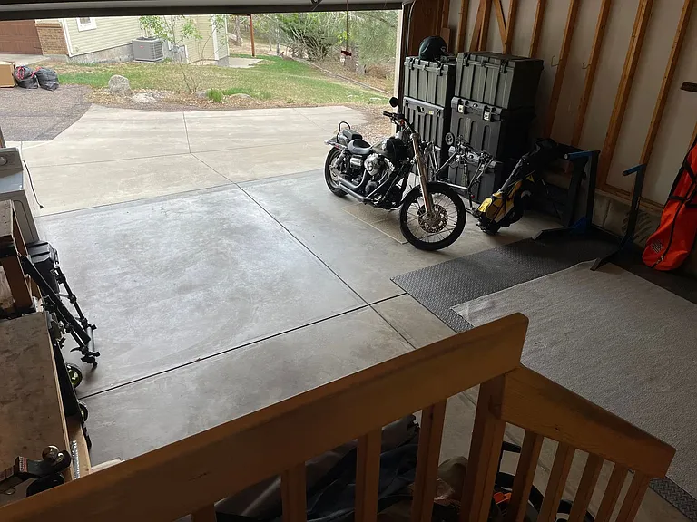 5045 Broadmoor Bluffs Dr — Photo 32