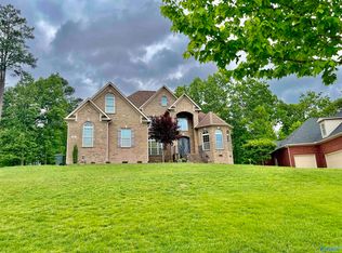 6 Sylvias Way SE, Huntsville, AL 35803