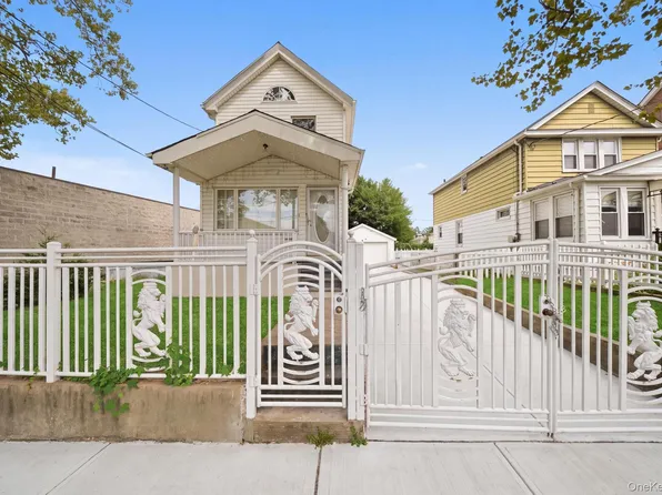 21615 113th Avenue, Queens Village, NY 11429