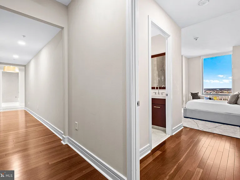 1414 S Penn Sq #30CDE — Photo 33