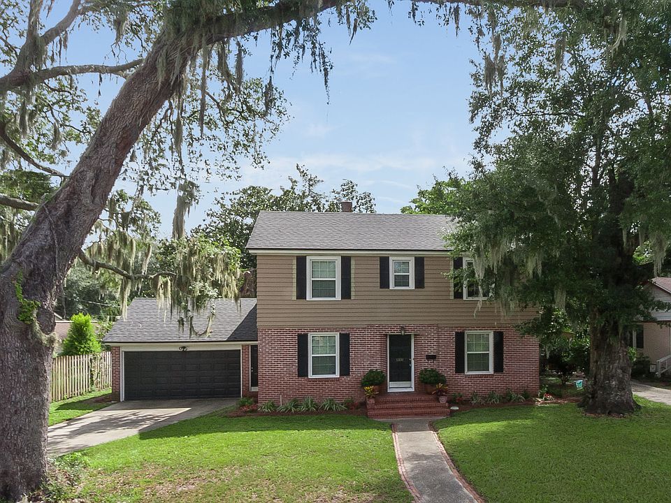 Stunning Two Story Home!
