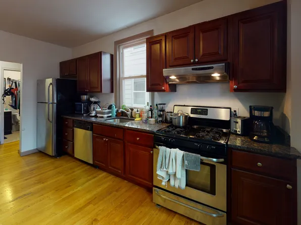 9 Winship St, Brighton, MA