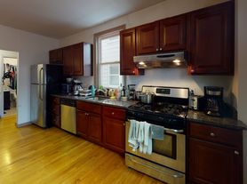 9 Winship St, Brighton, MA