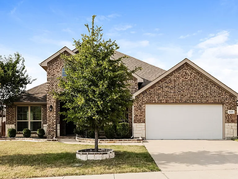 421 Noble Nest Dr — Photo 1