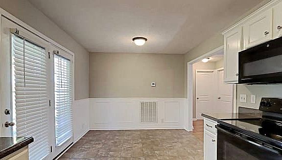 4th image of 1217 Aretha Dr