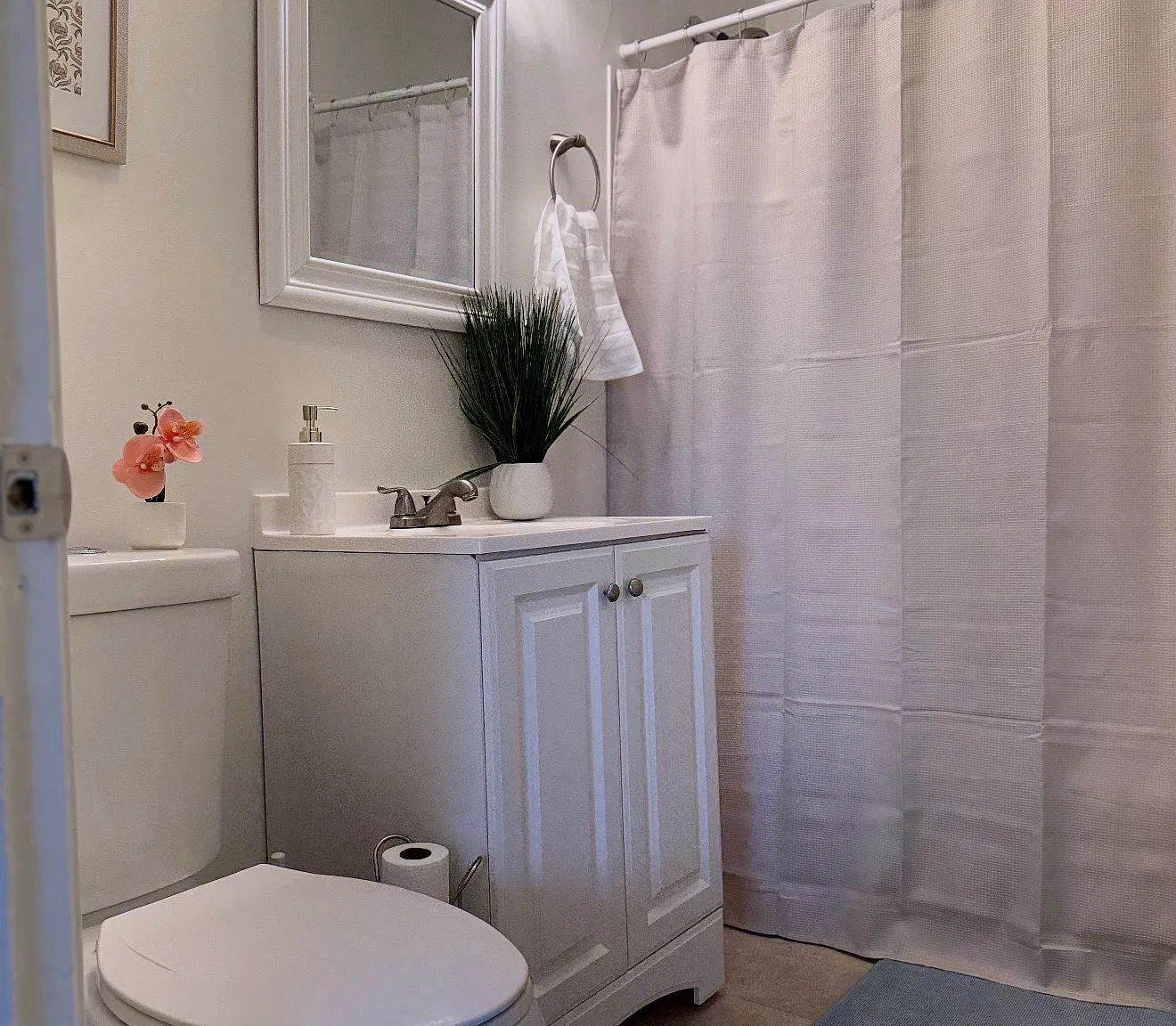 2 bed, 1000 sqft, $1,550 — Photo 2