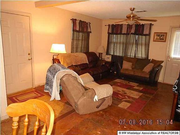 2nd image of 3051 Looxahoma Cir