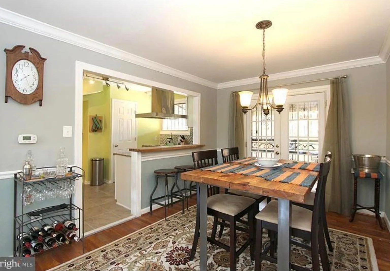 Pet and Family Friendly 3BR House with Parking and Fenced Backyard in Washington, DC — Photo 3