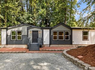 41675 S Shore Dr, Concrete, WA 98237