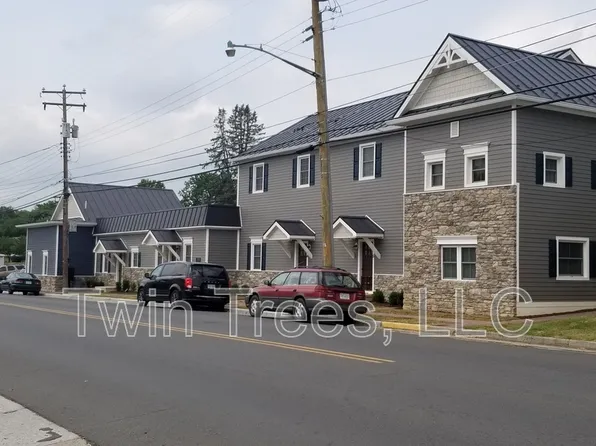 5791 Main St Unit 2, Mount Jackson, VA 22842