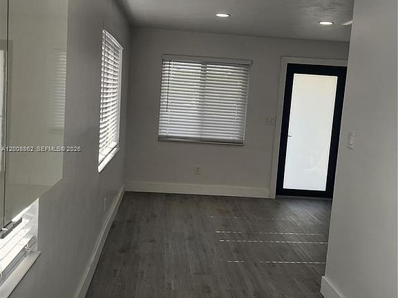 5th image of 8701 SW 36th St