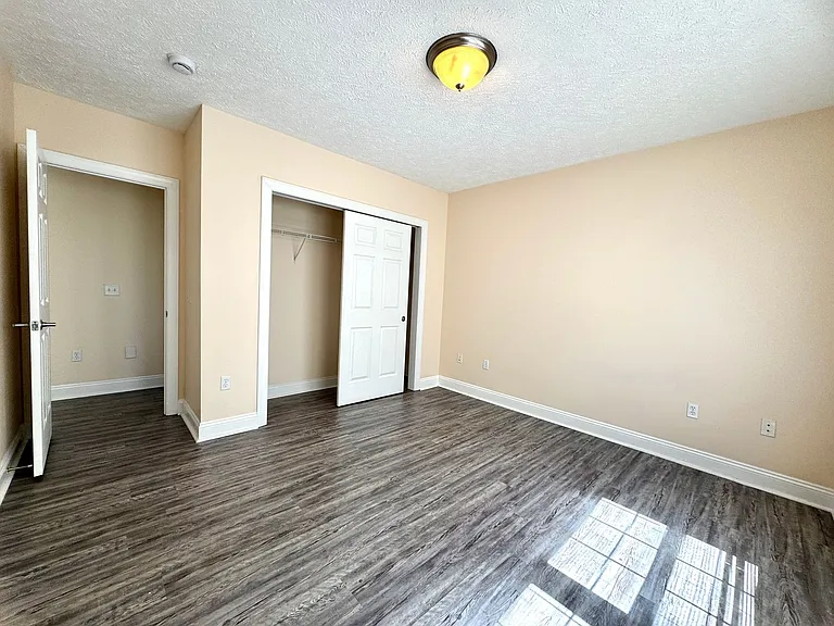 1045 Oak Tree Blvd NW — Photo 25