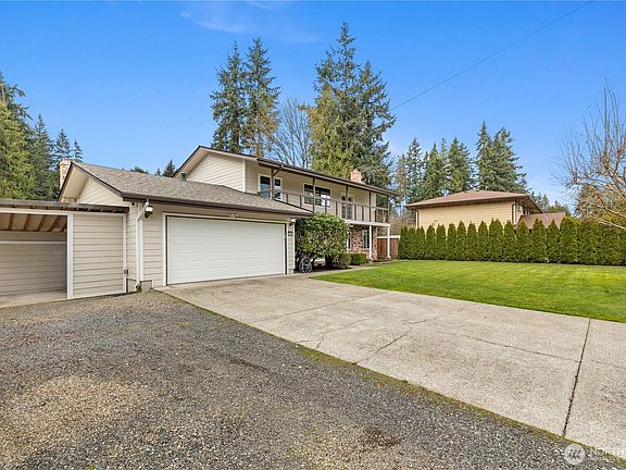 3rd image of 12028 31st Drive SE