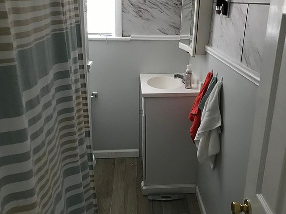 2nd image of 2235 14th St Unit 1
