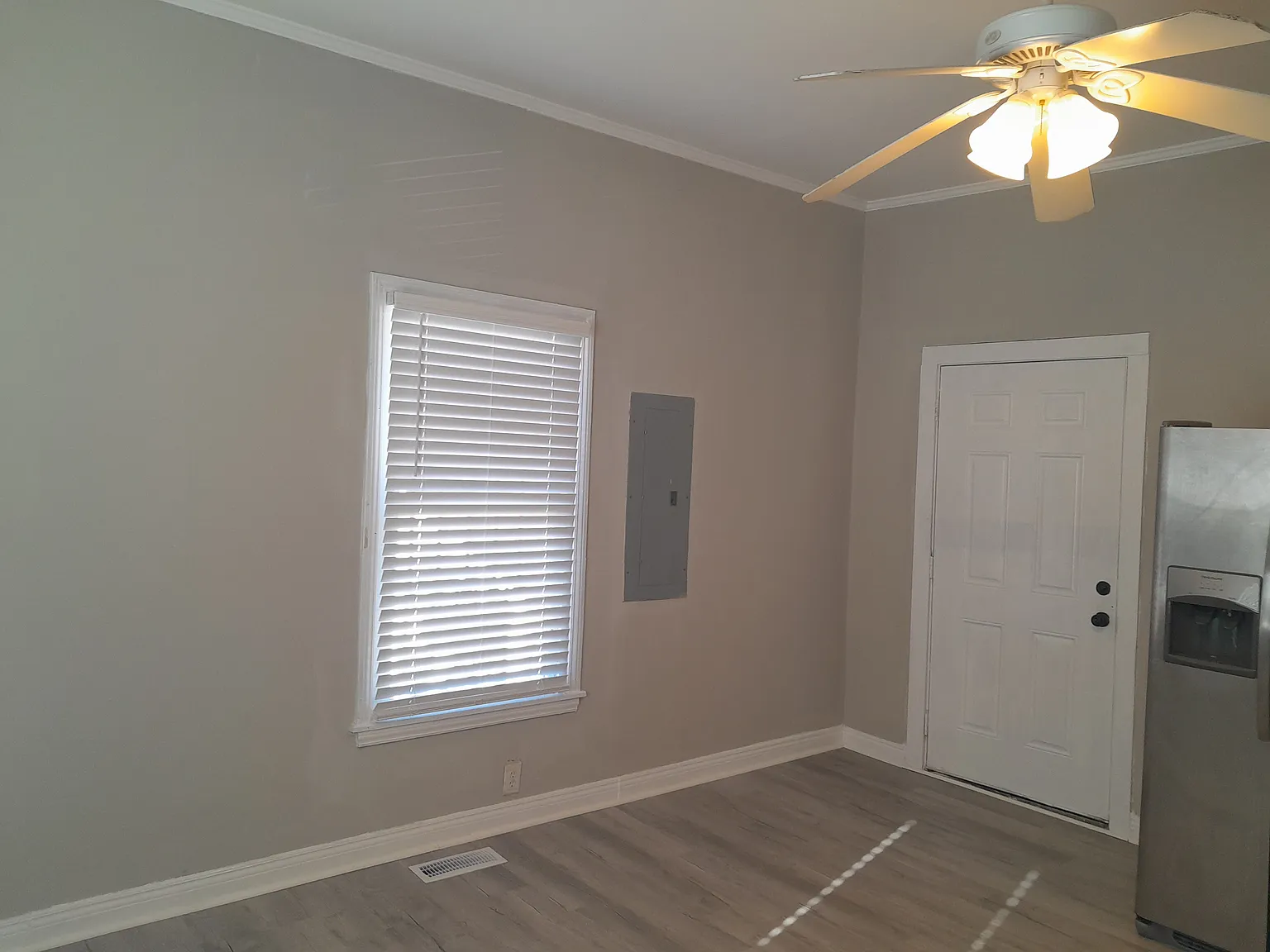 2 bed, 1150 sqft, $1,400 — Photo 4