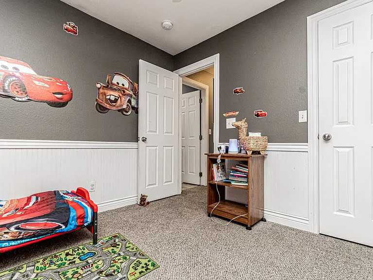 1531 N Clay St — Photo 20