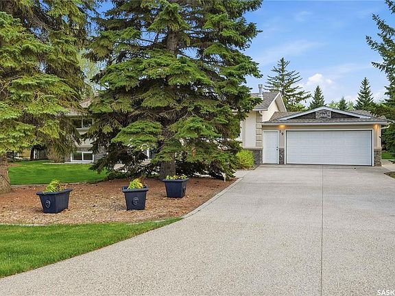 3rd image of 19 Ridgedale BAY
