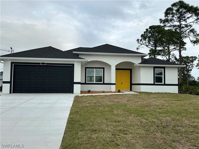 2904 65th St W, Lehigh Acres, FL, 33971