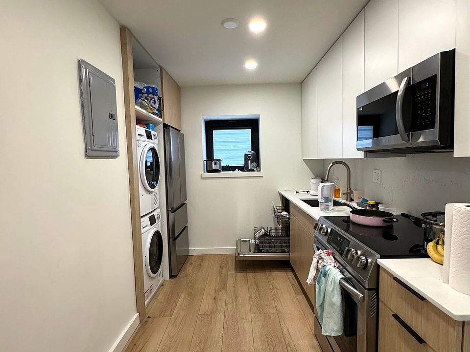 1st image of 20 Parker Hill Ave #1A