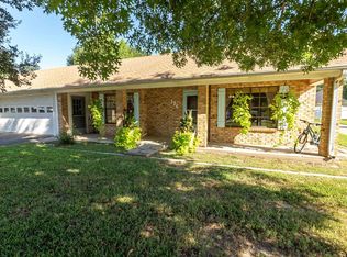 136 Fairway Dr, Bullard, TX 75757