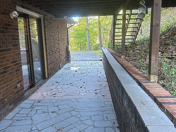 3rd image of 10388 Helen Henderson Hwy