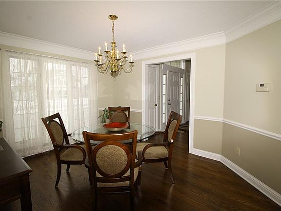 4th image of 5150 Bayside Lake Blvd