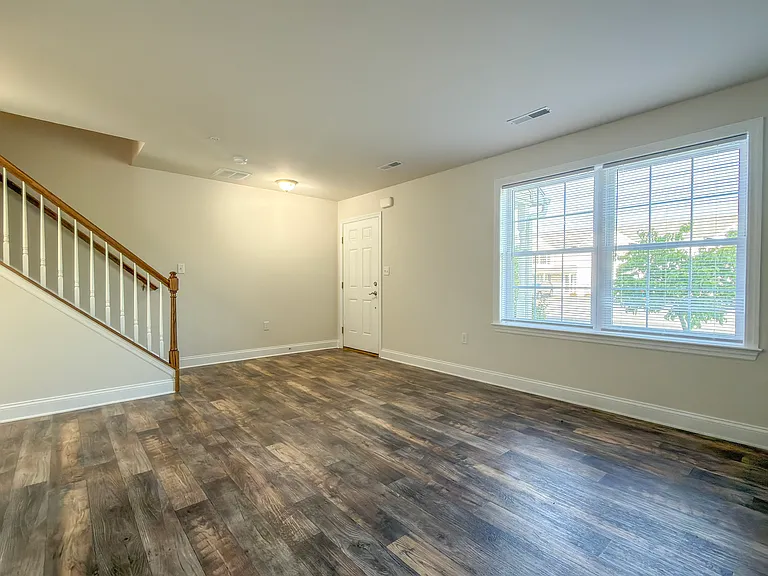 141 Cedarwood Dr — Photo 11