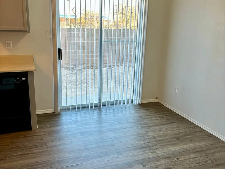 2840 Quail Pointe Dr NW — Photo 11