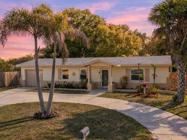 5281 57th St N, Kenneth City, FL 33709