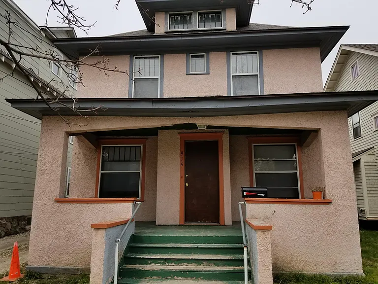 914 W Lovell St — Photo 1