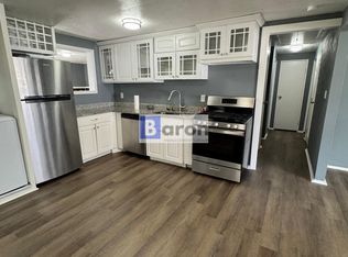 610 Manchester Dr, South Bend, IN