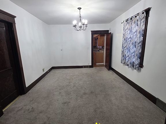 2nd image of 30 Macamley St #1