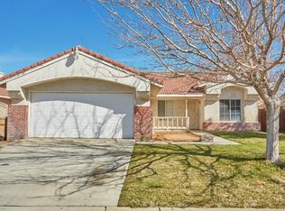 14432 Cedar St, Hesperia, CA 92344