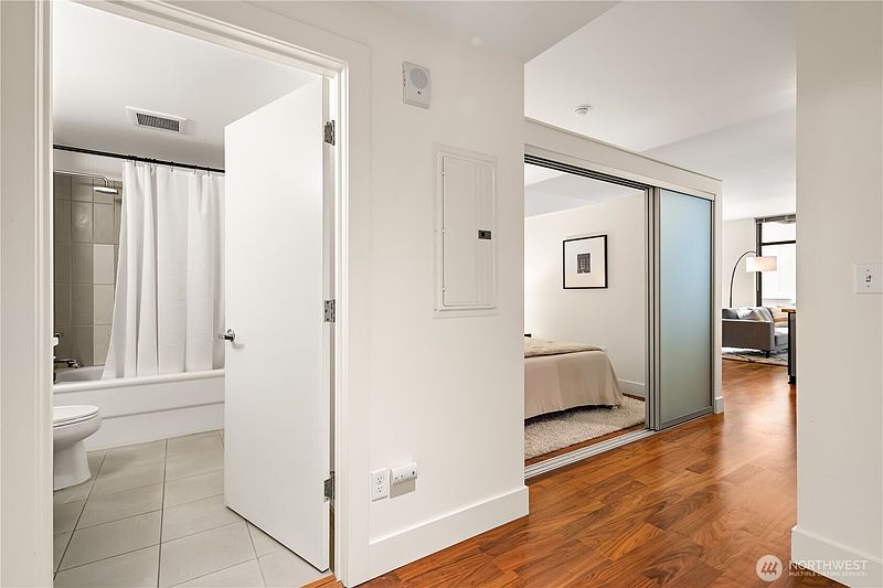2nd image of 2911 2nd Ave Avenue #417
