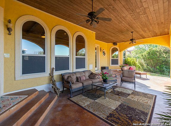 4th image of 14641 Iron Horse Way