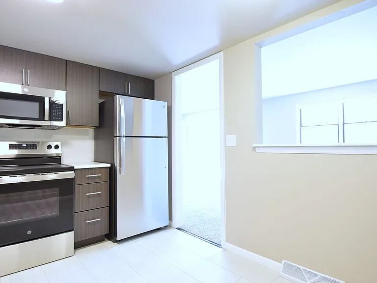 Woodland Reserve Apartments — Photo 55