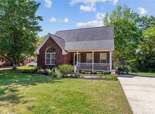 1008 Autumn Ln, Concord, NC 28025