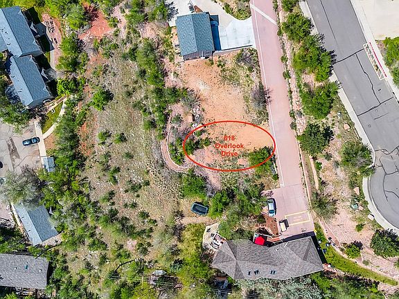 4th image of 618 Overlook Dr