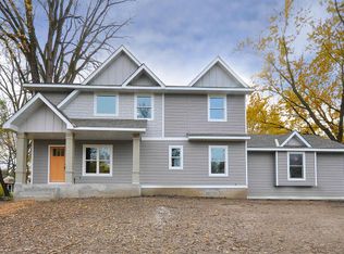 13115 Arthur St W, Minnetonka, MN 55305