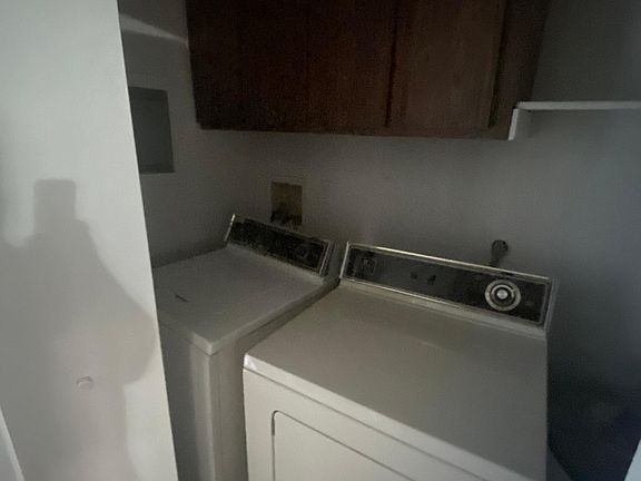 5th image of 1719 E Harmon Ave #D