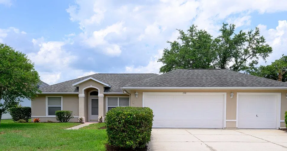 1712 Arash Cir