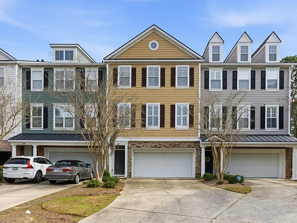 124 Palm Cove Way