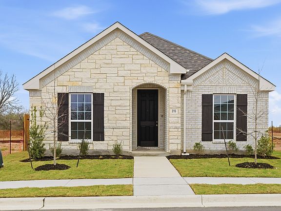 2nd image of 215 Bellie Ln
