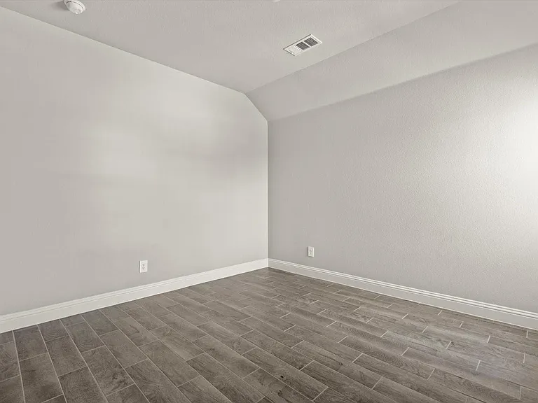 1755 Redding St — Photo 23