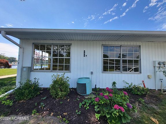 4th image of 651F Plymouth Drive